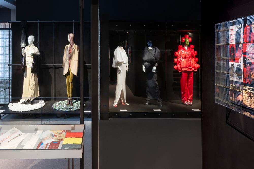 40 + years of STIJL / Fashion and Lace museum