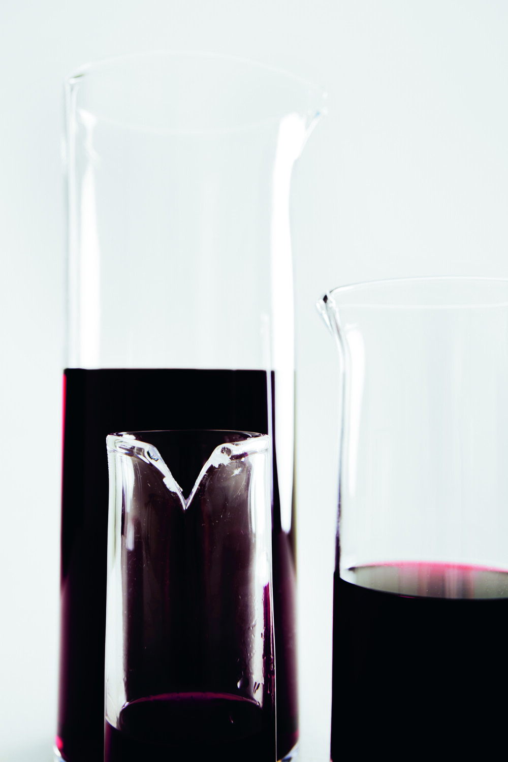   © Discover Pierre-Emmanuel Vandeputte at Yves Wine Gallery !